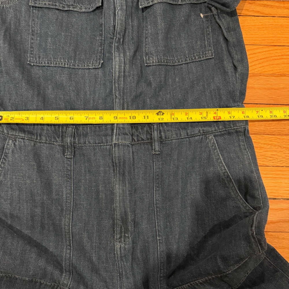 GAP Women's Denim Cargo Overall Jumpsuit - Picture 7 of 8
